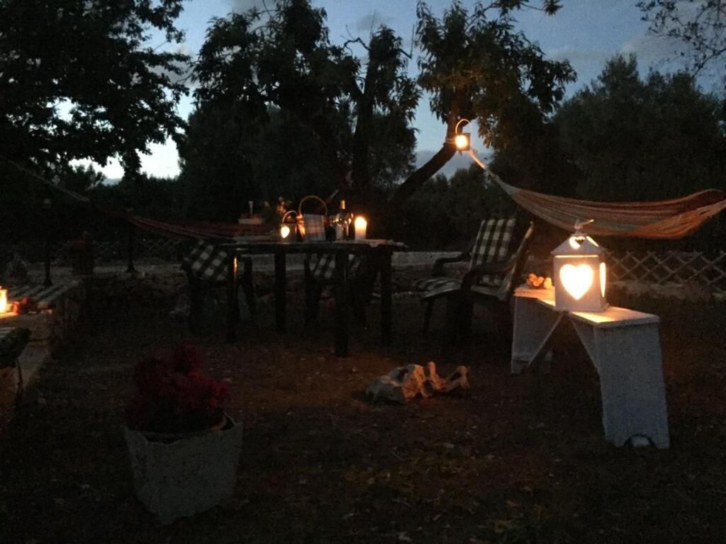 סן מיקלה סלנטינו Chateaux Des Trulli מראה חיצוני תמונה