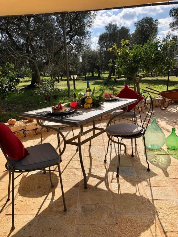 סן מיקלה סלנטינו Chateaux Des Trulli מראה חיצוני תמונה